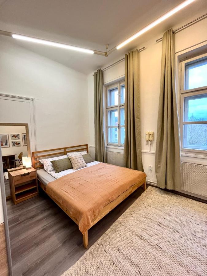 1 Bedroom Studio Close To Palmovka 布拉格 外观 照片