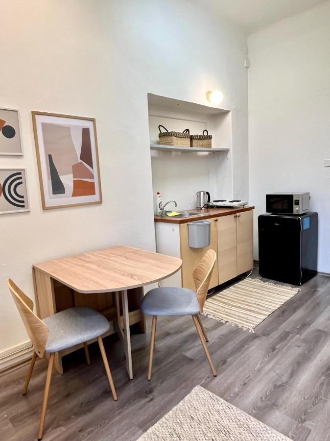 1 Bedroom Studio Close To Palmovka 布拉格 外观 照片